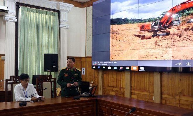 Vụ sạt lở Thủy điện Rào Trăng 3: Tìm kiếm thi thể nạn nhân ở bãi bồi ảnh 2