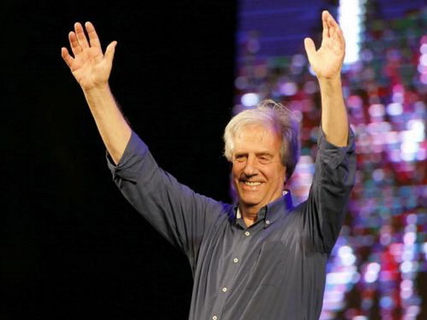 Tân Tổng thống Uruguay Tabare Vazquez tuyên thệ nhậm chức ảnh 1