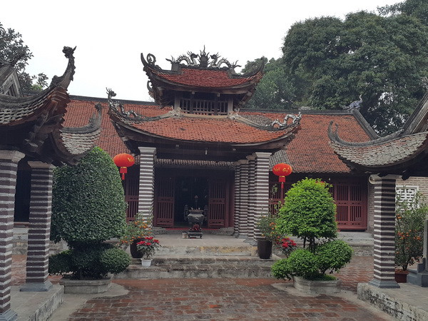 Đón nhận bằng xếp hạng di tích quốc gia đặc biệt đình Chèm ảnh 1