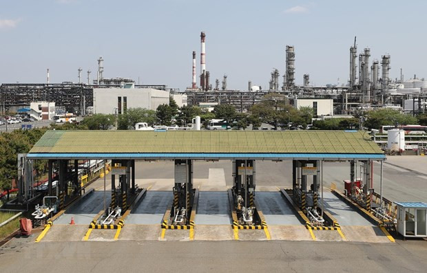 Giá dầu trên thị trường châu Á giảm trước thềm cuộc họp của OPEC+ ảnh 1