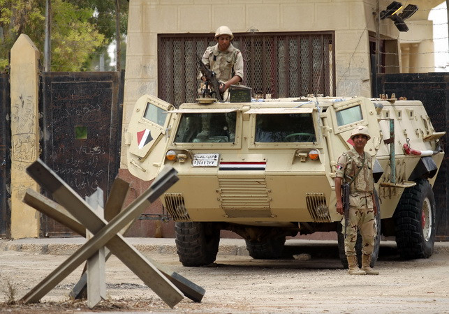 Mỹ tiếp tục viện trợ quân sự 1,3 tỷ USD cho Ai Cập trong 2016 ảnh 1