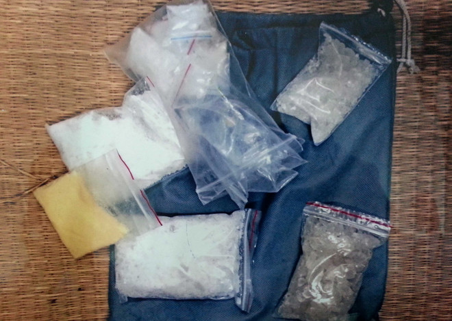 Bắt giữ 2 đối tượng vận chuyển ma túy từ Campuchia về Việt Nam ảnh 1