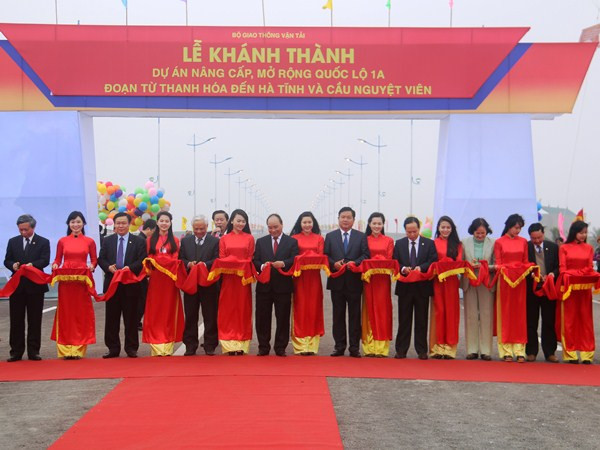 Khánh thành dự án Quốc lộ 1A đoạn Thanh Hóa-Hà Tĩnh dài 315km ảnh 1