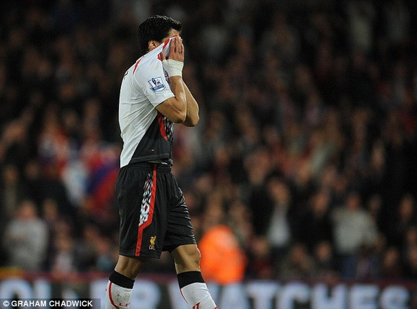 [Video] Luis Suarez khóc nức nở sau trận hòa "điên rồ" ảnh 1