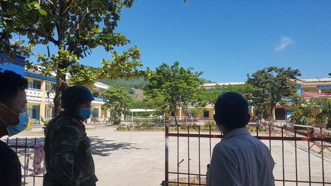 Quảng Nam khẩn trương tìm cơ sở cách ly để trả trường học cho học sinh ảnh 1