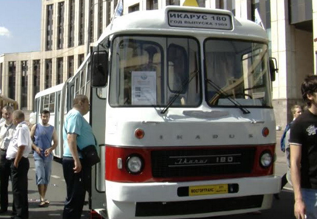 Moskva kỷ niệm 90 năm tuyến xe buýt đầu tiên bắt đầu hoạt động ảnh 3