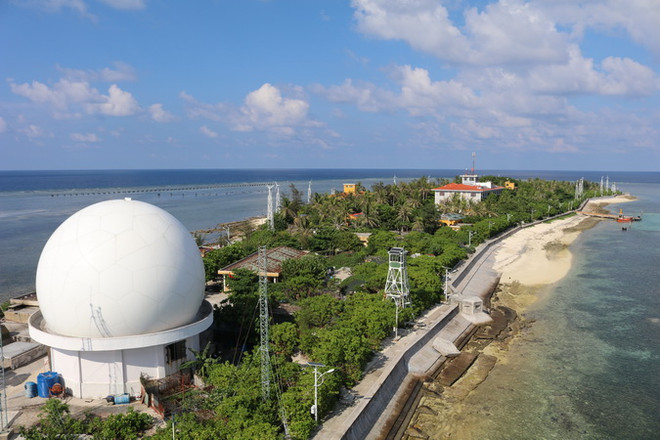 Các điểm đảo Trường Sa xanh tươi cây lá giữa biển khơi sóng vỗ ảnh 3