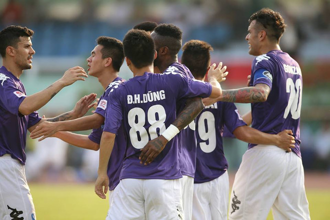 Hà Nội T&T đại thắng trong ngày ra mắt trang phục ấn tượng ảnh 1