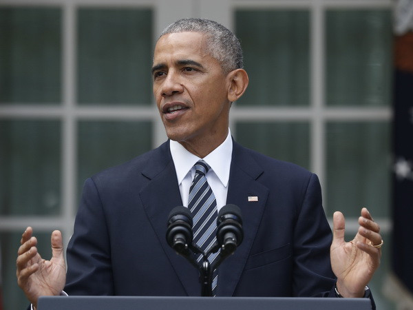 Tổng thống Mỹ Barack Obama tại thủ đô Washington, Mỹ ngày 9/11. (Nguồn: AP/TTXVN) Tổng thống Mỹ Obama bắt đầu chuyến công du nước ngoài cuối cùng ảnh 1