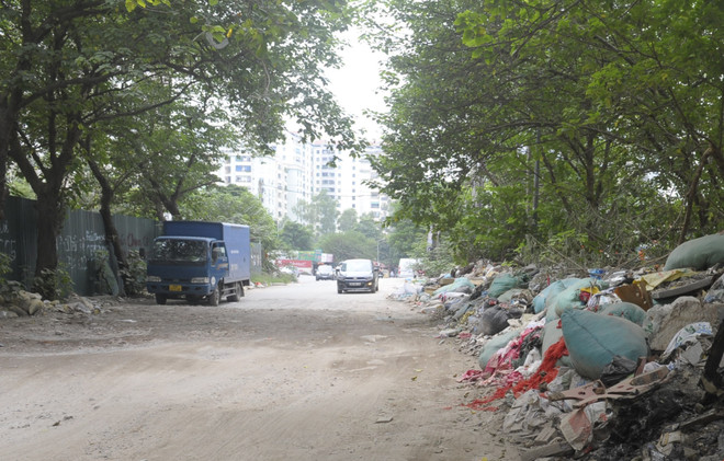 Tuyến đường huyết mạch xuống cấp, nhiều năm bị "bỏ quên" ở Thủ đô ảnh 2