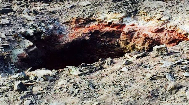 [Photo] Cận cảnh "miệng núi lửa" mới được phát hiện ở Trung Quốc ảnh 4