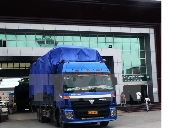 Không cho xe thương mại của Lào “quá đát” nhập cảnh vào Việt Nam ảnh 1