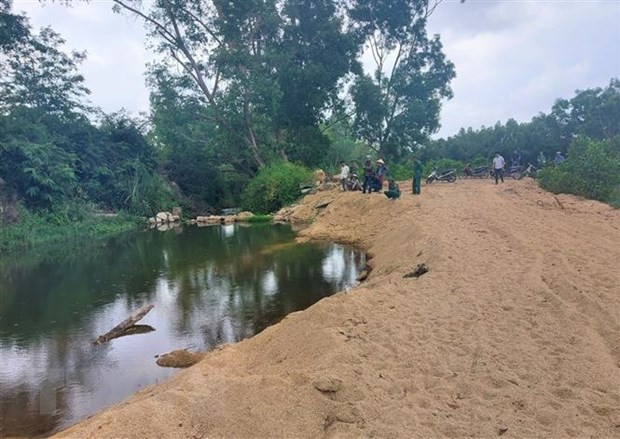 Tây Ninh: Trượt chân rơi xuống ao sâu, hai em gái đuối nước thương tâm ảnh 1