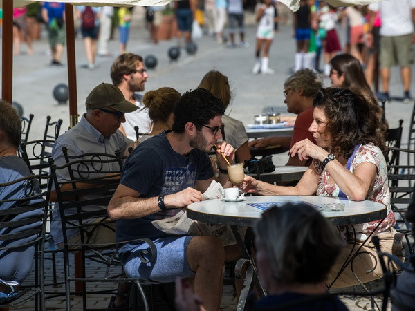 Rượu rum Havana Club sẽ là sản phẩm Cuba đầu tiên bán ở Mỹ ảnh 1