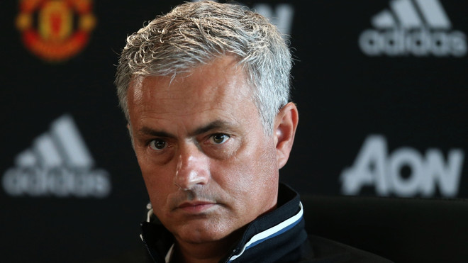 Premier League mùa giải mới hấp dẫn với những người đàn ông kỳ lạ ảnh 6