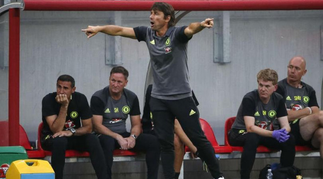 Premier League mùa giải mới hấp dẫn với những người đàn ông kỳ lạ ảnh 5