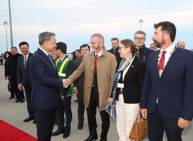 ttxvn_tong bi thu chu tich nuoc to lam ket thuc tham Ireland (3).jpg