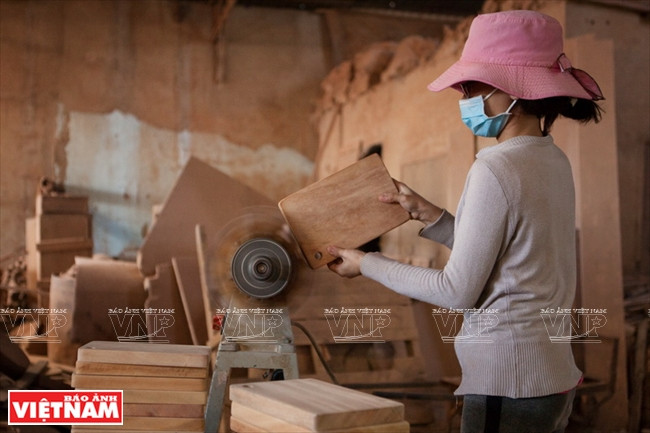 Khi sản phẩm chày, thớt gỗ Việt Nam vươn ra thị trường thế giới ảnh 6