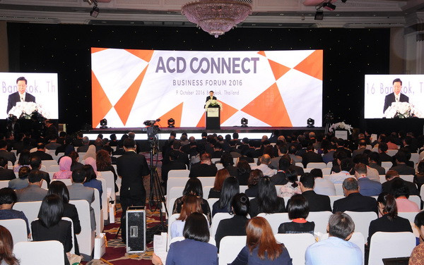 Phó Thủ tướng Vũ Đức Đam hội kiến các lãnh đạo Sri Lanka và Qatar ảnh 1