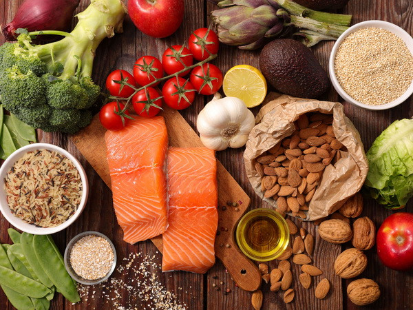 Chế độ dinh dưỡng cho mẹ bầu để thai nhi phát triển não bộ tốt ảnh 2