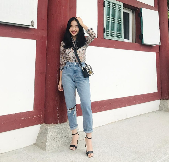 Những quý cô thời trang trổ tài mix đồ đen cực kỳ ấn tượng ảnh 6