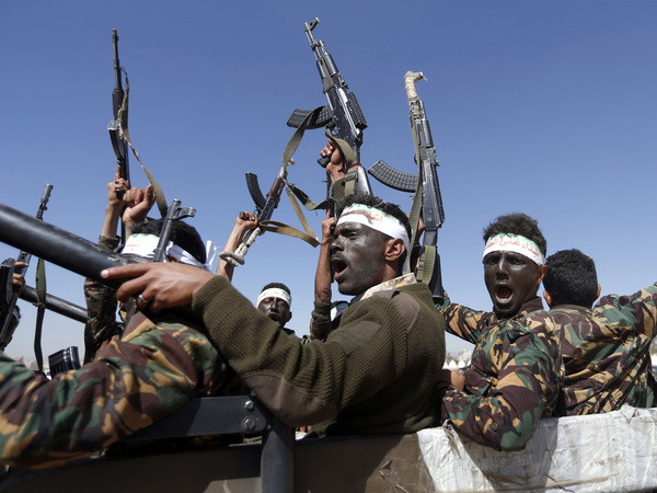 Saudi Arabia đánh chặn tên lửa đạn đạo của phiến quân Houthi ảnh 1