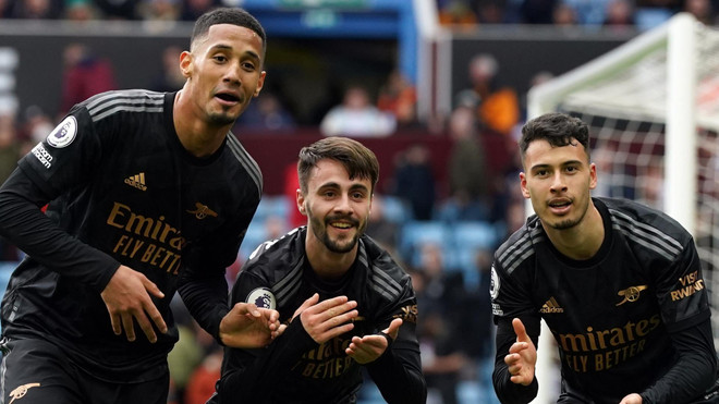 Premier League: Manchester City trả lại ngôi đầu cho Arsenal ảnh 2