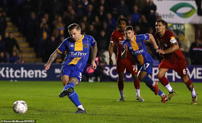 FA Cup: Đội bóng hạng 3 tạo nên bất ngờ trước Liverpool ảnh 1