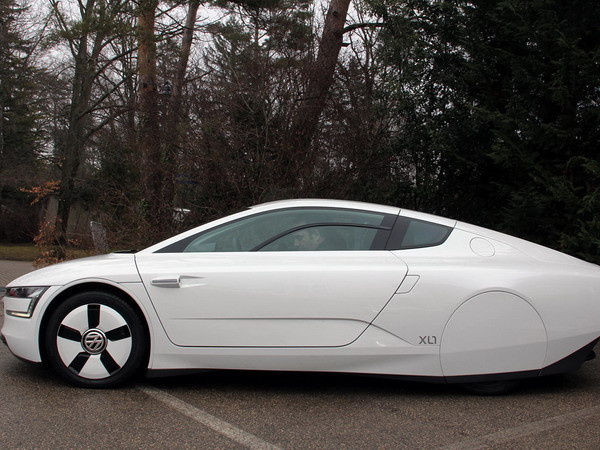 Mẫu VW XL1 ở Anh có giá khởi điểm 169.000 USD ảnh 1