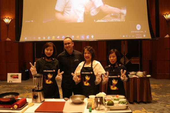 Chuyến du ngoạn đến Colombia qua lớp học ẩm thực trực tuyến ảnh 2