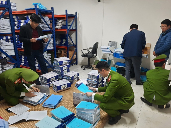 Điều tra vụ 'đưa và nhận hối lộ' tại Trung tâm đăng kiểm 34-05D ảnh 1