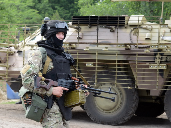 Tổng thống Ukraine khẳng định kế hoạch phi tập trung hóa quyền lực ảnh 1