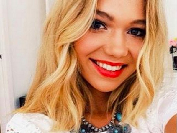 Người mẫu tuổi teen nổi tiếng gây sốc khi từ bỏ mạng xã hội ảnh 1