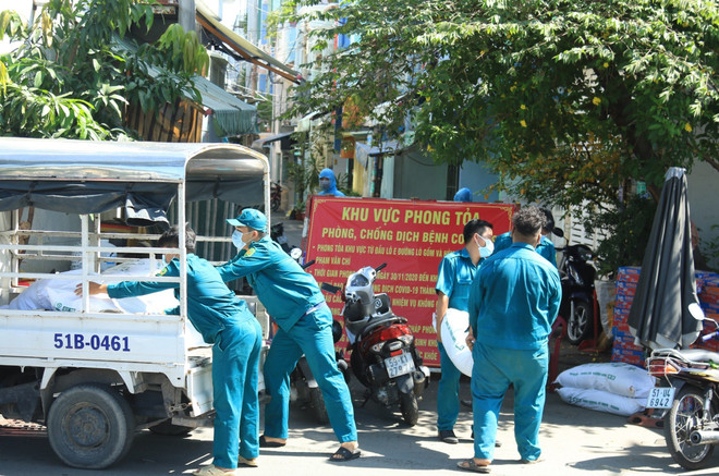 Thực hiện mục tiêu kép: TP.HCM giữ vững trận địa phòng, chống dịch ảnh 3