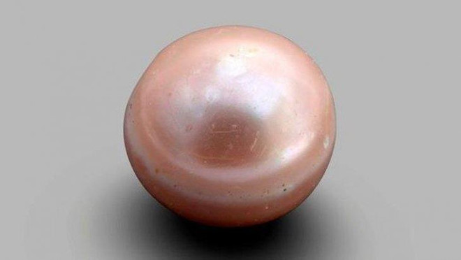 Phát hiện viên ngọc trai tự nhiên lâu đời nhất thế giới tại UAE ảnh 1