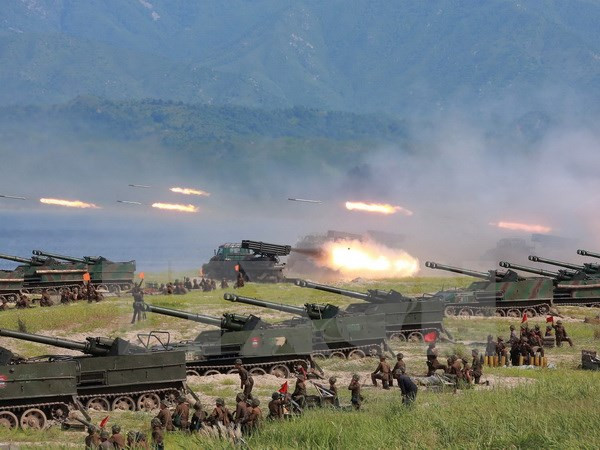 Sự kiện quốc tế 20-26/11: Căng thẳng trên chính trường Đức, Zimbabwe ảnh 2