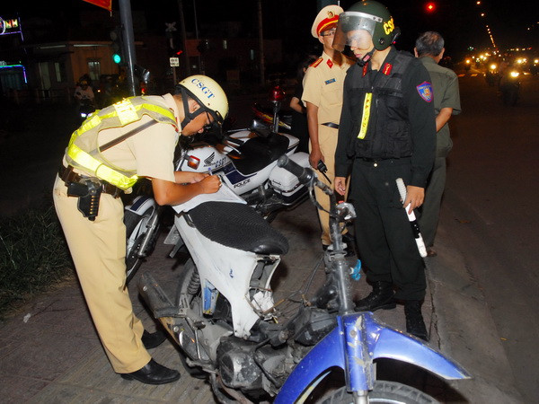 Hà Nội chủ động ngăn chặn đua xe trái phép dịp World Cup ảnh 1