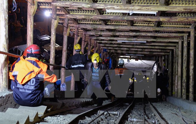 Ghana: Sập hầm tại khu khai thác mỏ trái phép, 14 người mất tích ảnh 1