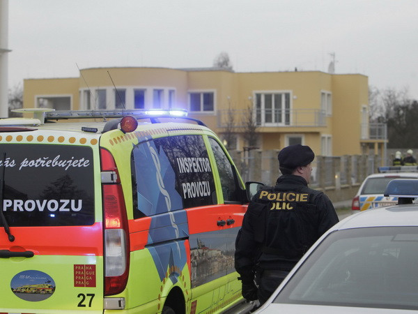 Lại phát hiện thuốc nổ trong Đại sứ quán Palestine tại Séc ảnh 1