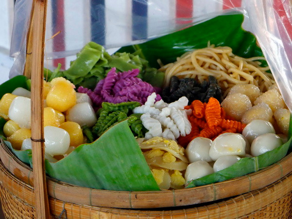 Ngọt ngào hương vị phương Nam tại lễ hội bánh dân gian Nam Bộ ảnh 1