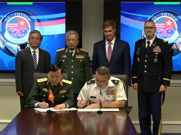 Khắc phục hậu quả chiến tranh: Điểm sáng quan hệ Việt Nam-Hoa Kỳ ảnh 1