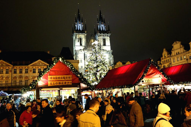 Phiên chợ Giáng sinh lâu năm làm nên nét độc đáo của Prague ảnh 1