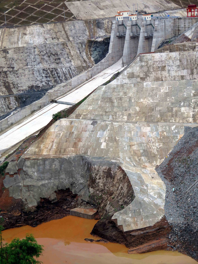 [Photo] Tan hoang sau vụ vỡ đường ống ở thủy điện Sông Bung 2 ảnh 3