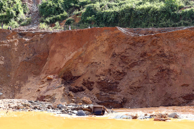 [Photo] Tan hoang sau vụ vỡ đường ống ở thủy điện Sông Bung 2 ảnh 2