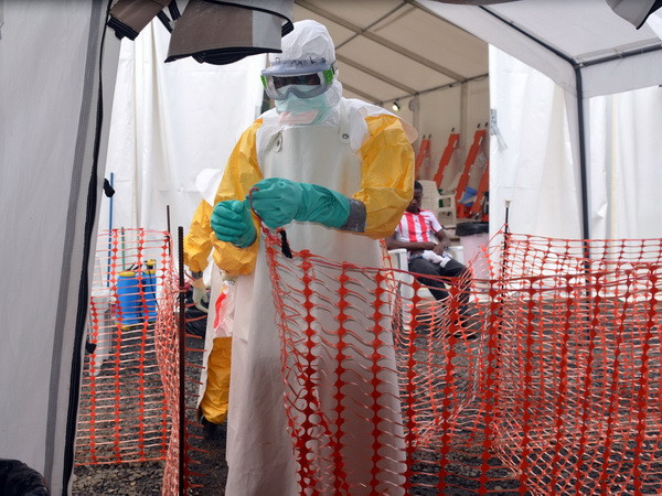 Thuốc chống Ebola sắp được thử nghiệm lâm sàng tại Tây Phi ảnh 1