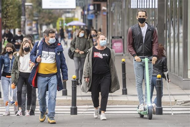 EU chuẩn bị tuyên bố kết thúc giai đoạn khẩn cấp của đại dịch ảnh 1