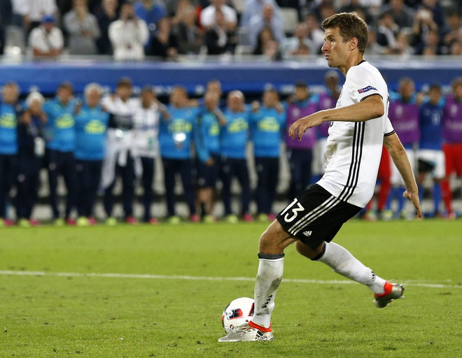 Thomas Mueller vẫn làm mọi thứ rất tốt chỉ trừ khâu ghi bàn ảnh 1