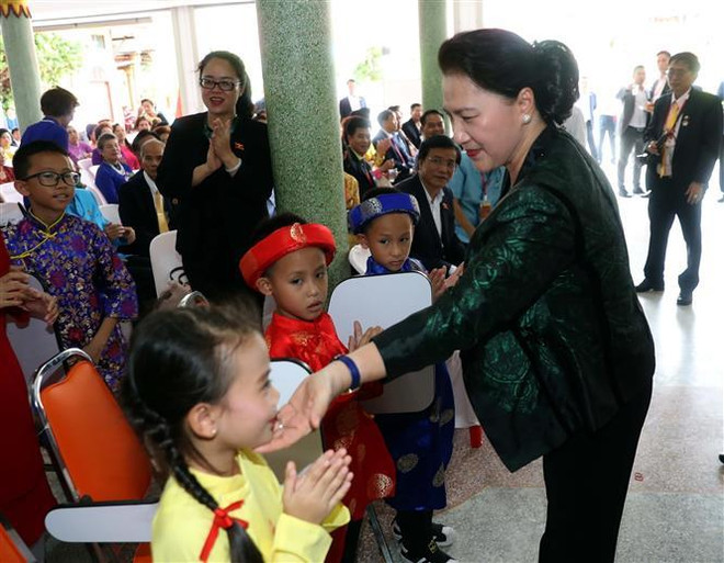 Chủ tịch Quốc hội thăm và làm việc tại tỉnh Udon Thani của Thái Lan ảnh 3