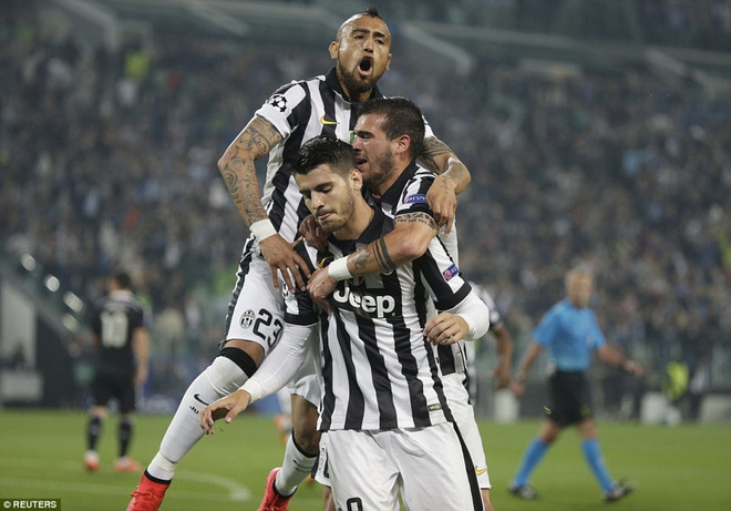 Carlos Tevez lập công giúp Juventus giành lợi thế trước Real Madrid ảnh 1