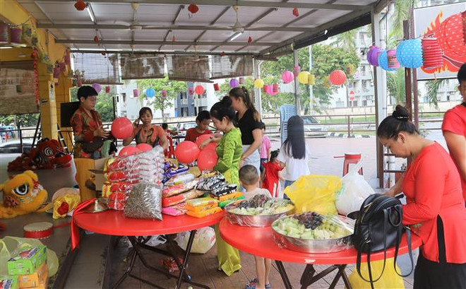 Tết Trung Thu ấm áp của thiếu nhi Việt Nam tại Malaysia và Mỹ ảnh 2